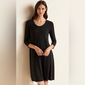 NWT Garnet Hill Olive Green swing/trapeze dress. Size Large. Long Sleeve